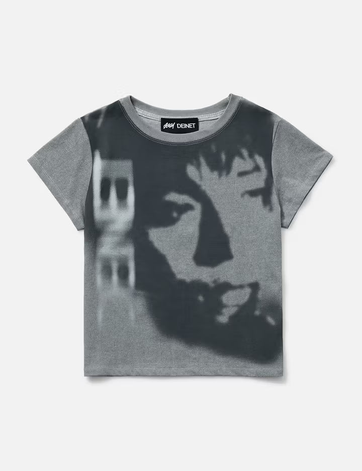 YEONJUN GGUM X DEINET Cropped Fit Short Sleeve T-Shirt