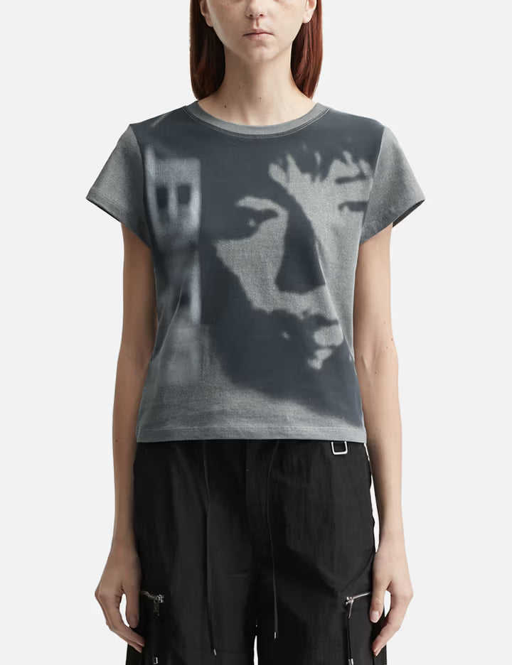 YEONJUN GGUM X DEINET Cropped Fit Short Sleeve T-Shirt