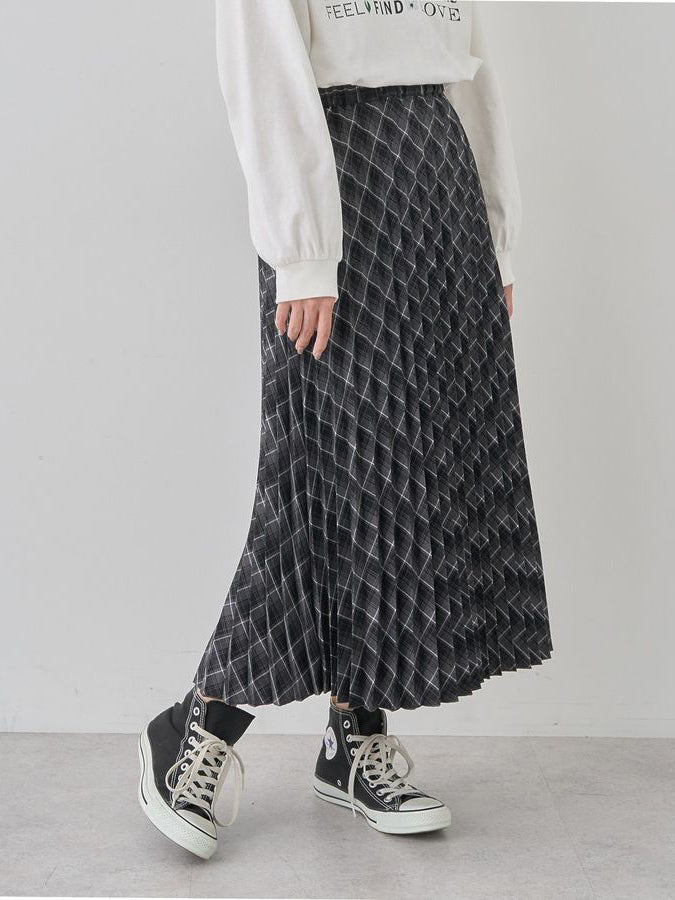 Namika Pleated Skirt