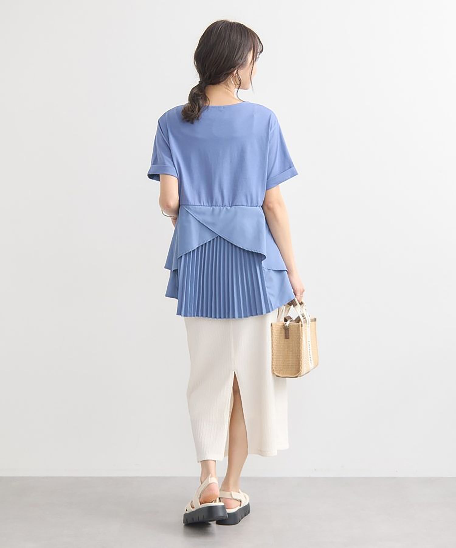 Kozue Back Pleated Blouse