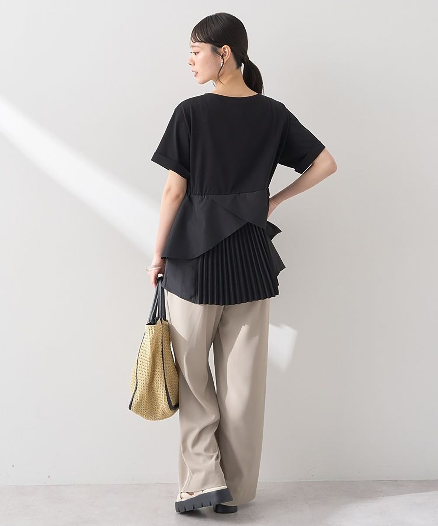 Kozue Back Pleated Blouse