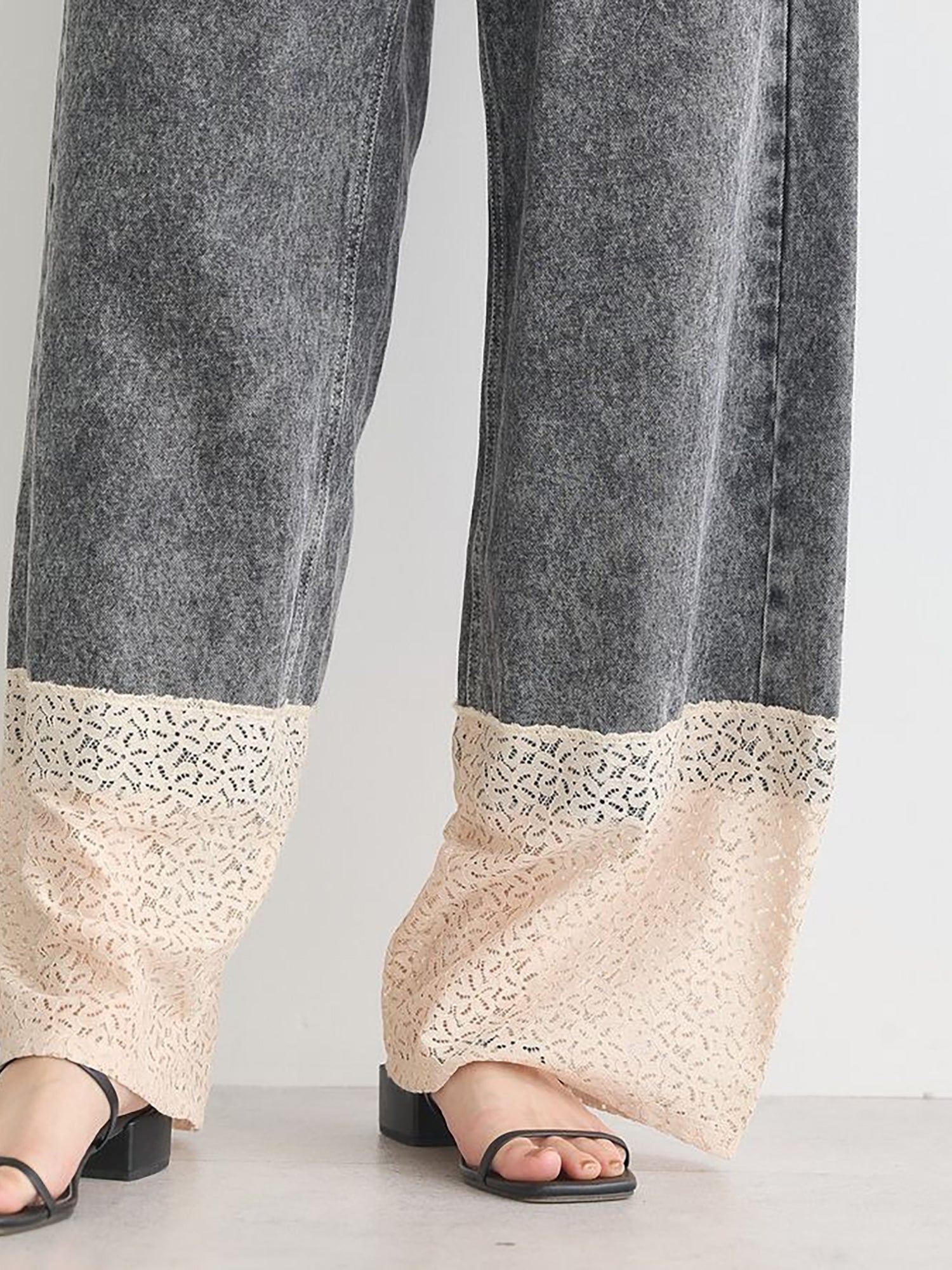 Resu Denim Pants With Lace
