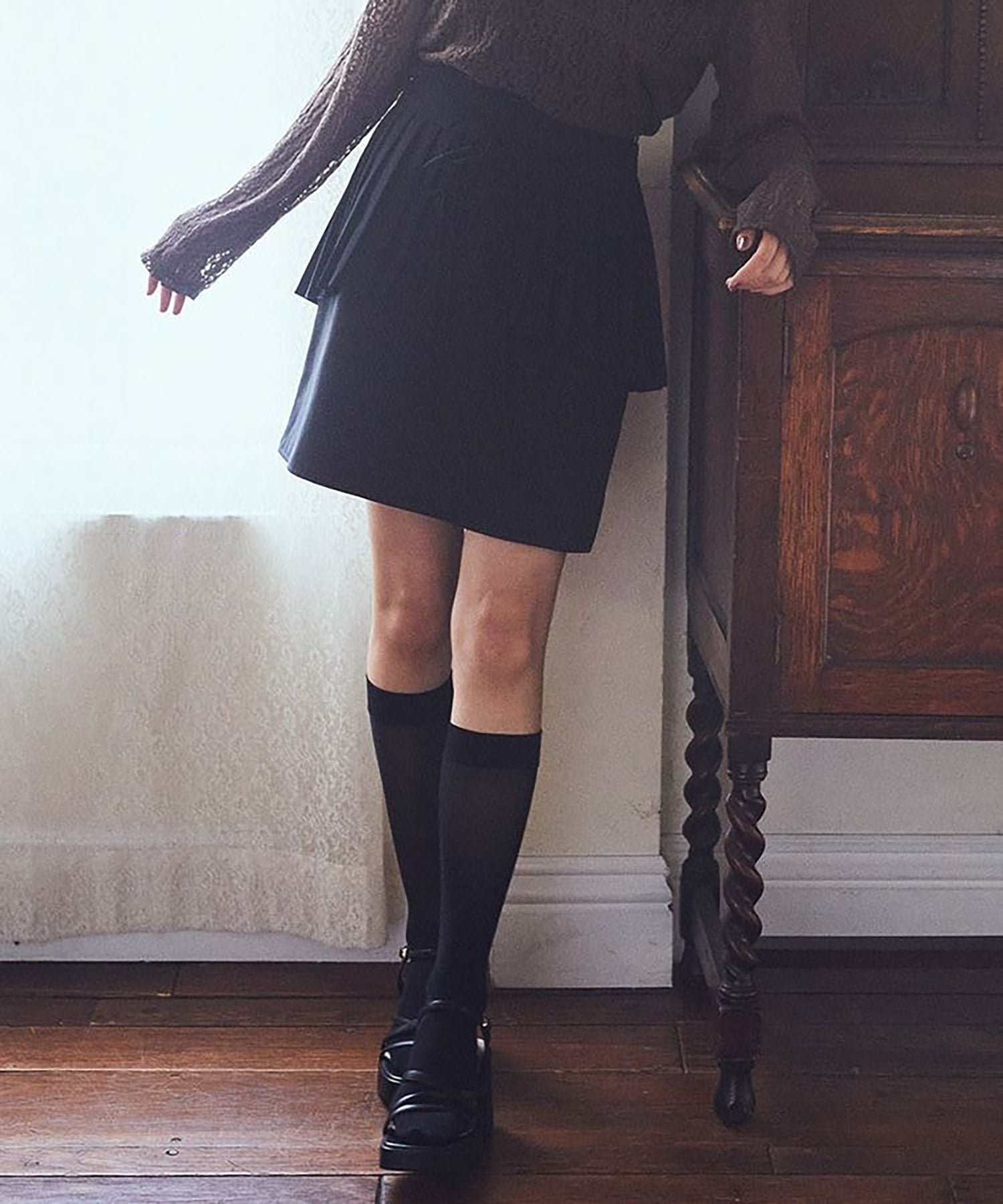 Yubi Set Pleated Wrap Skirt
