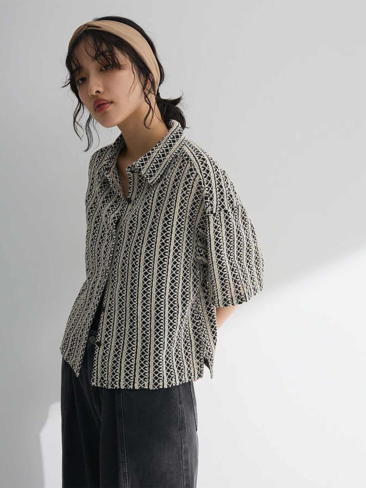 Hasu Collared Lace Shirt