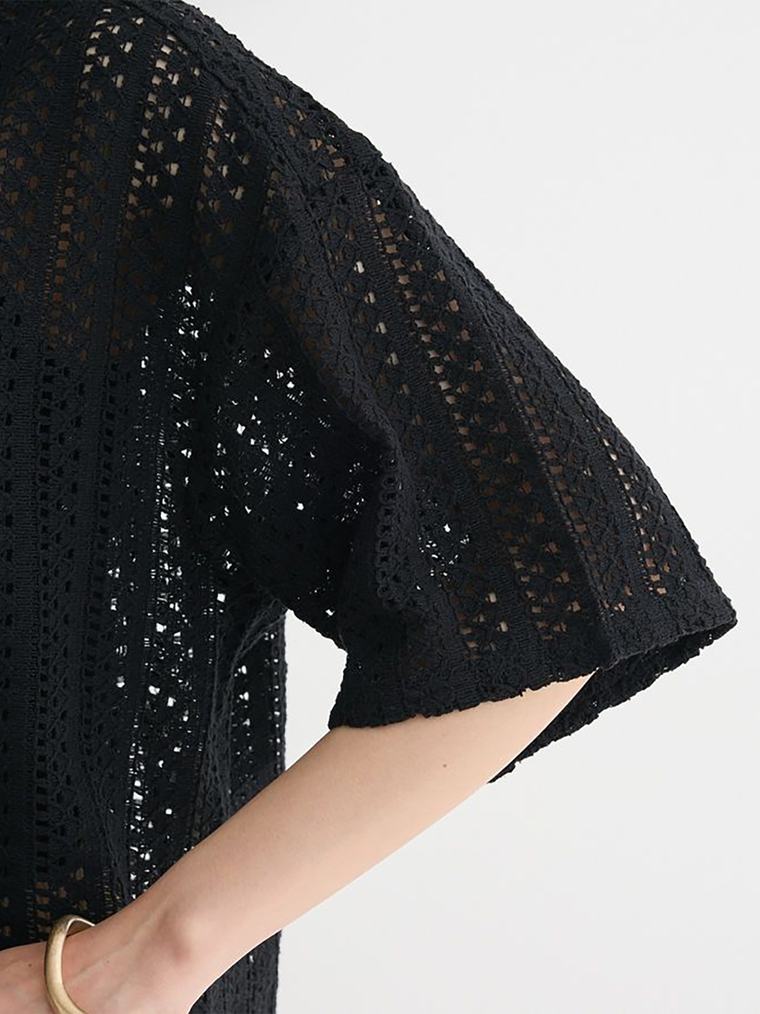 Hasu Collared Lace Shirt