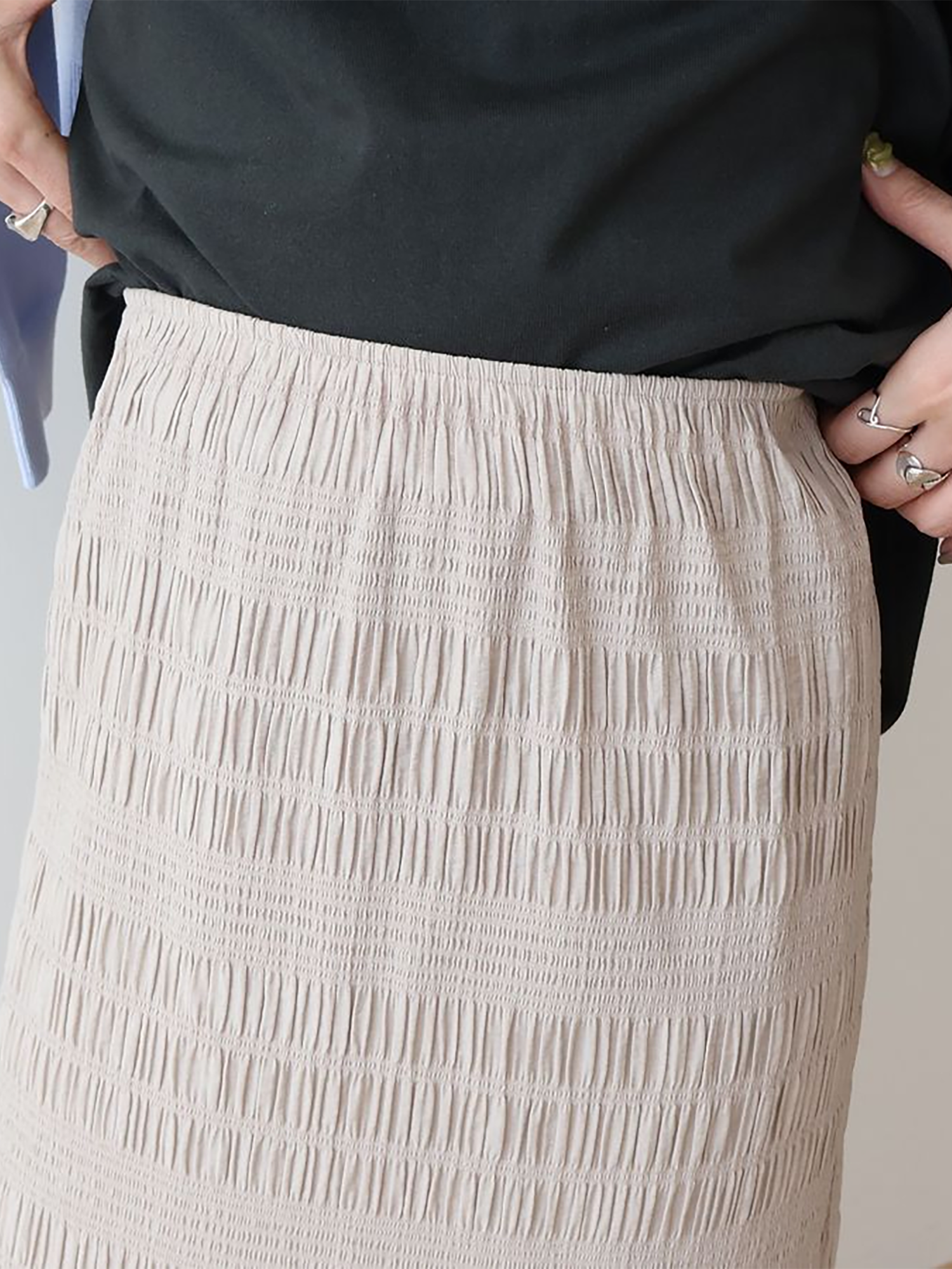 Kuwazu Shirred Straight Skirt