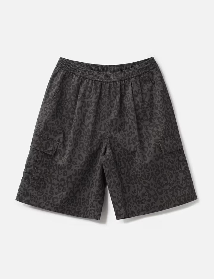 Wide Cargo Shorts