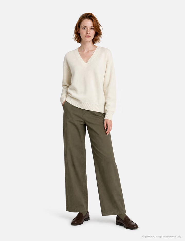 24 Deep V-Neck Knit In Ivory