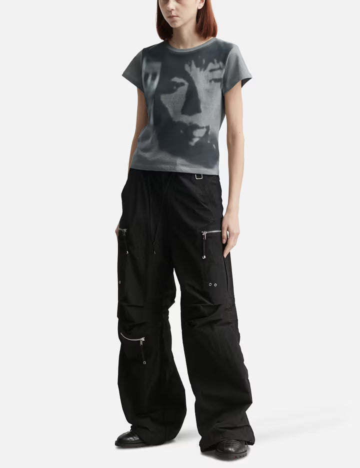 YEONJUN GGUM X DEINET Cropped Fit Short Sleeve T-Shirt