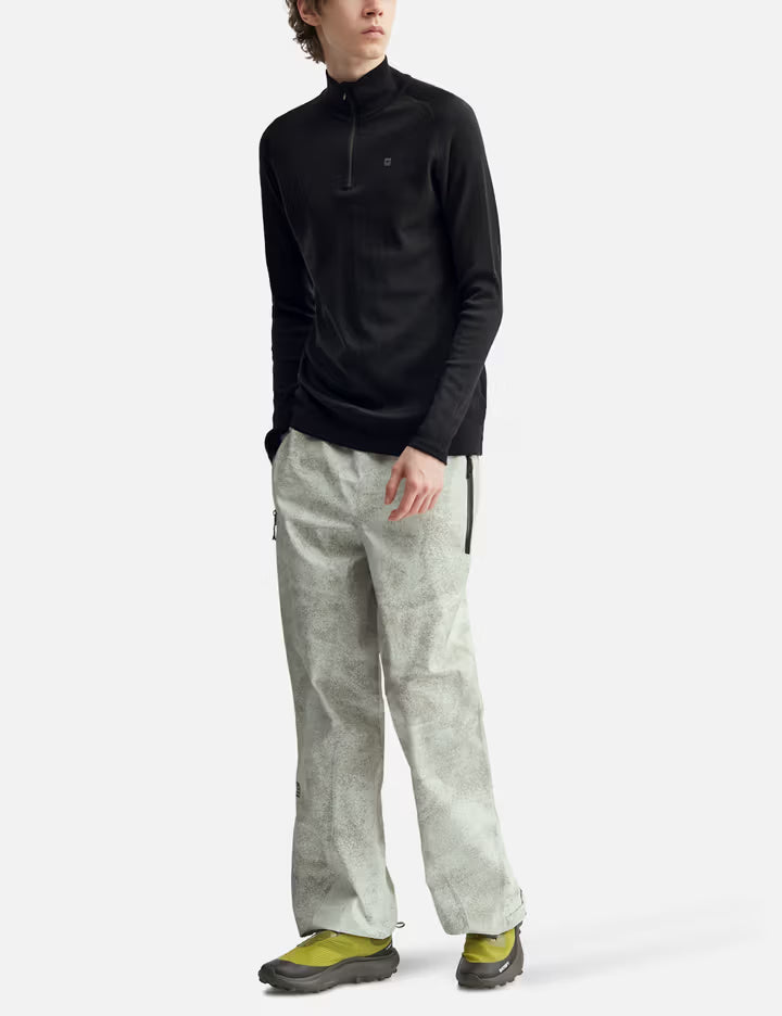 Básar Zip Neck