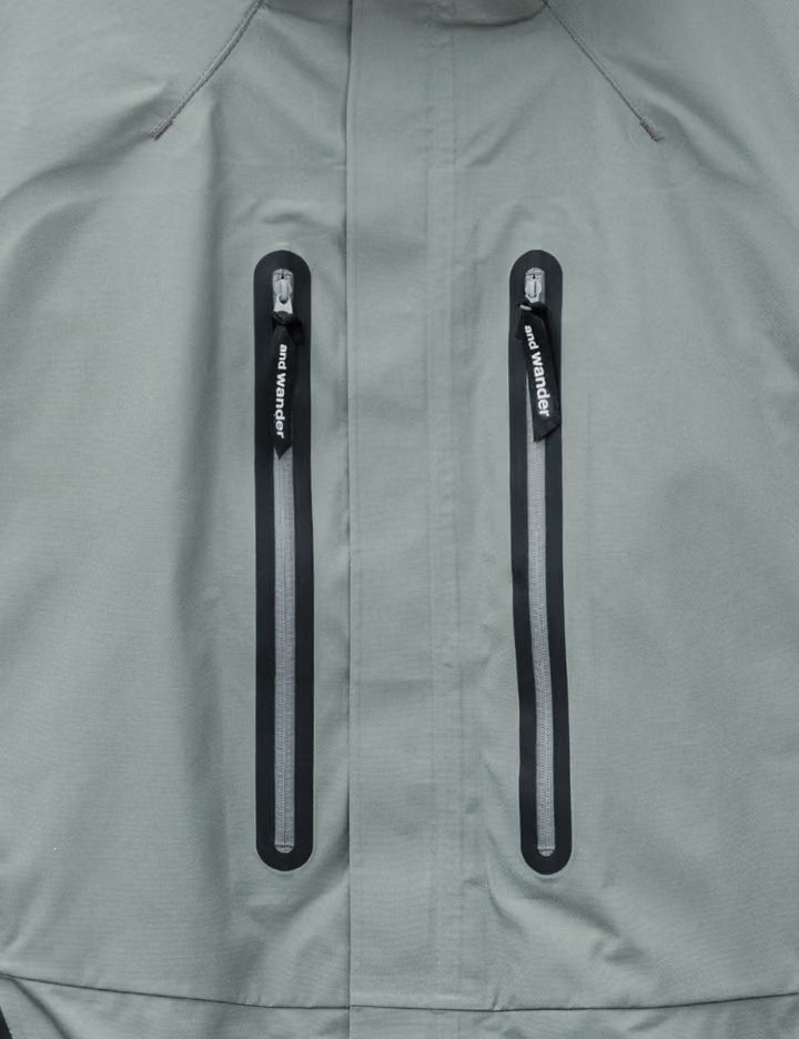 2.5L Hiker Rain Jacket