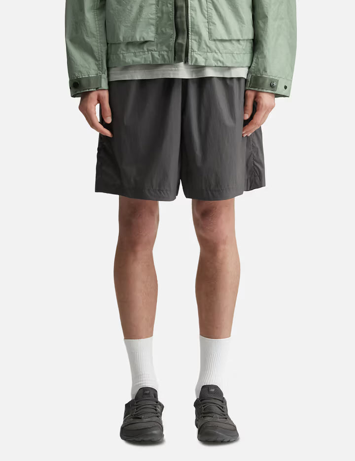 Light Stretch Nylon S.I. Stellina Loose Wide Leg Fit Bermuda Shorts