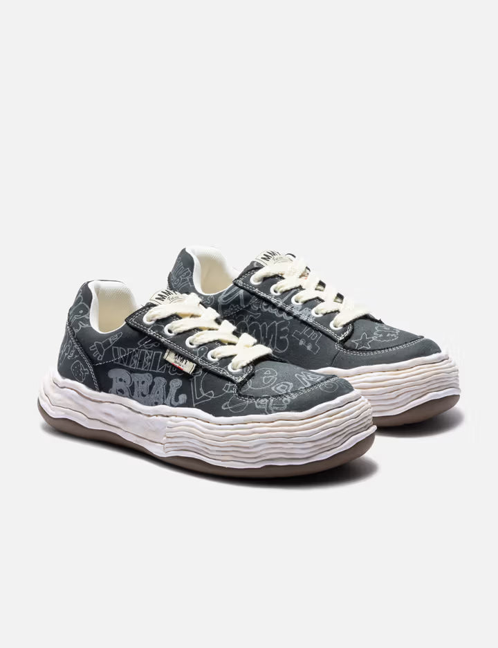 "OLIVER" OG Sole Graffiti Printed Canvas Low-Top Sneaker