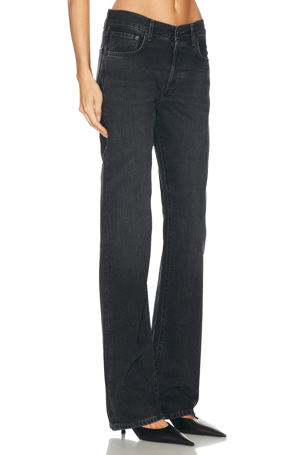 2009f Straight Leg