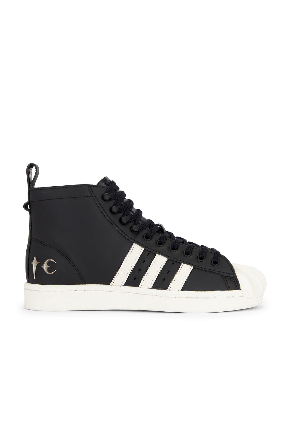 Mid Top Sneaker