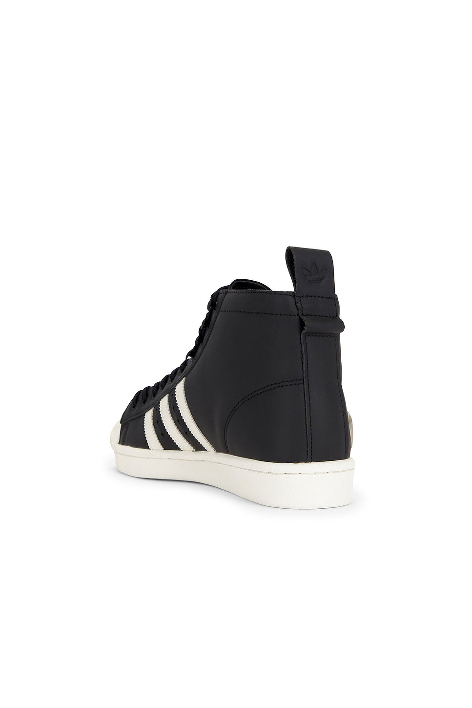 Mid Top Sneaker