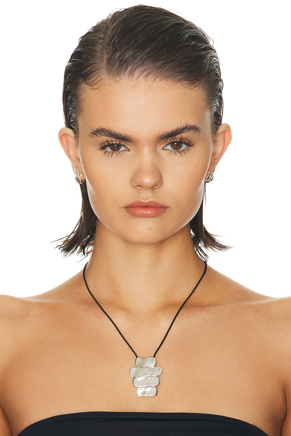 Ilona Pendant Necklace