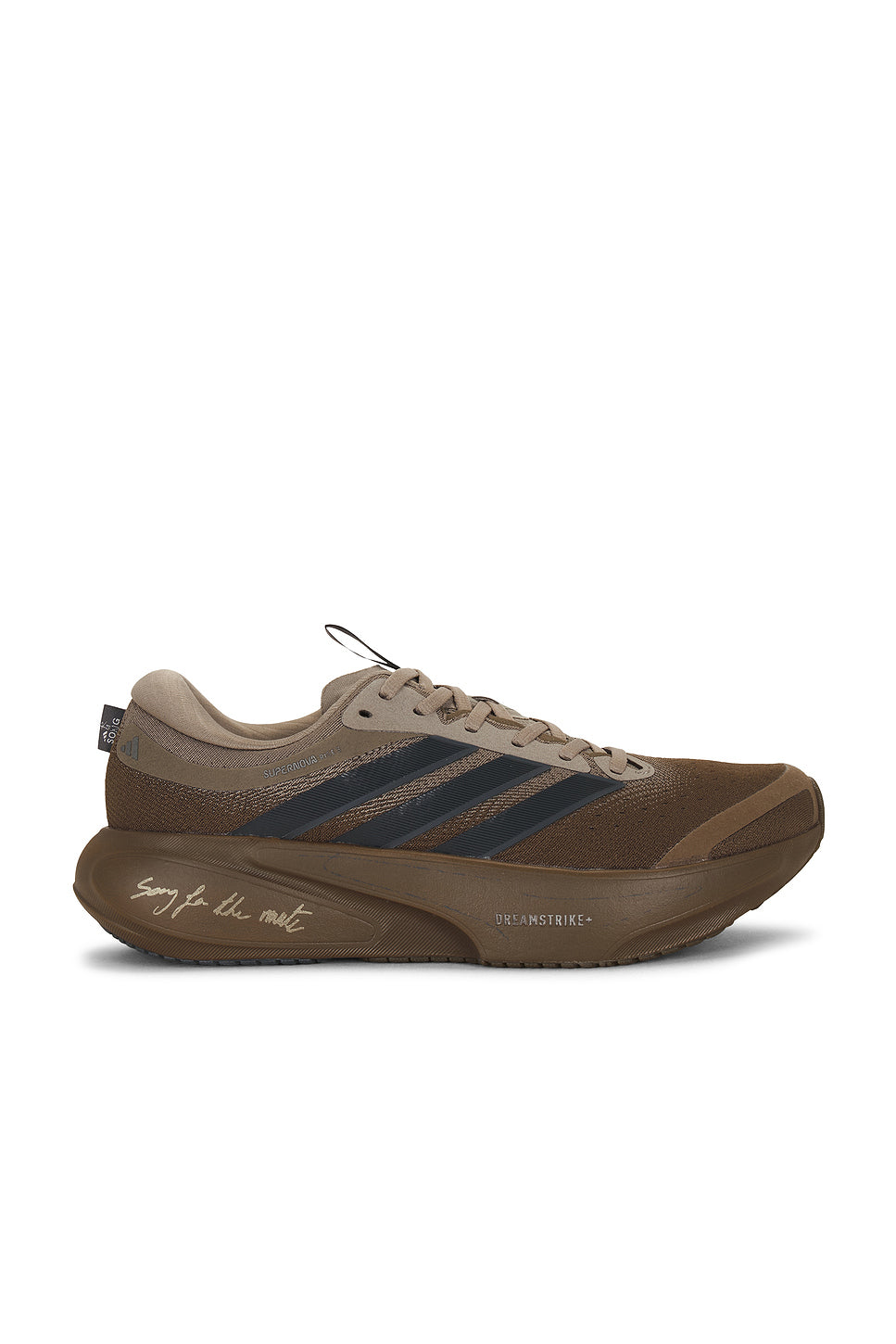 Supernova Rise 3 Sneaker