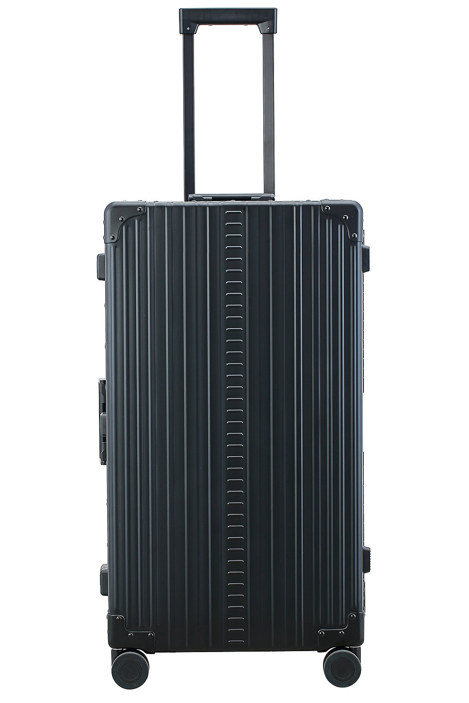 International Trunk Checked 30 Suitcase