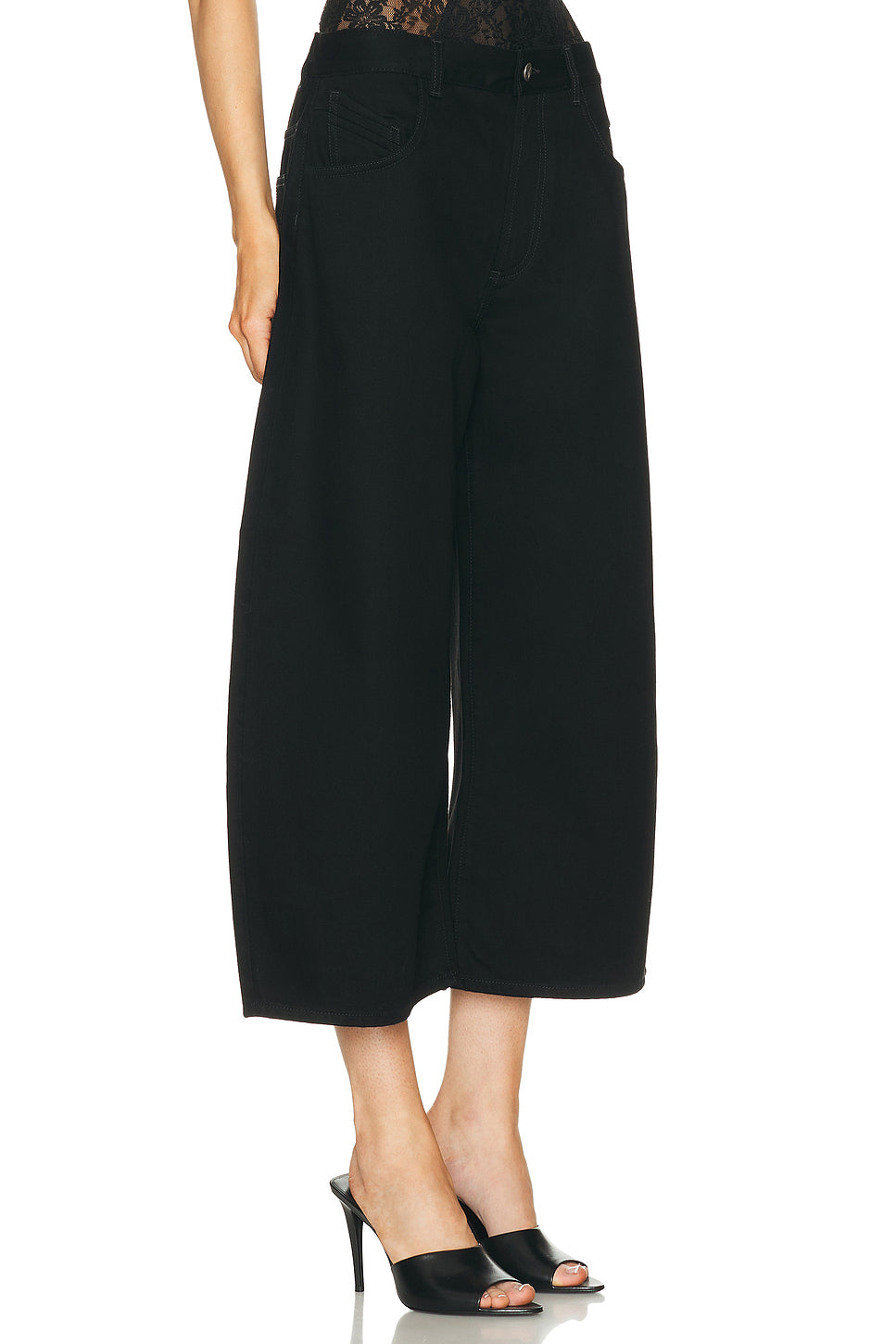 Curved Short Leg