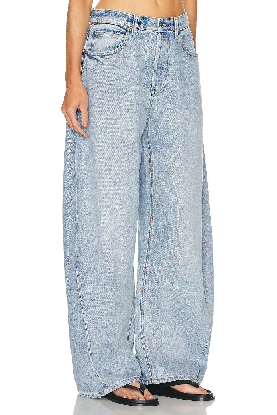 Mid Rise Horseshoe Leg