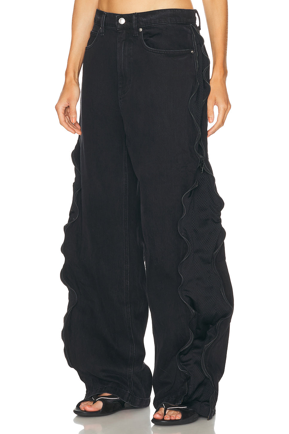 Curved Zipper Horeshoe Leg