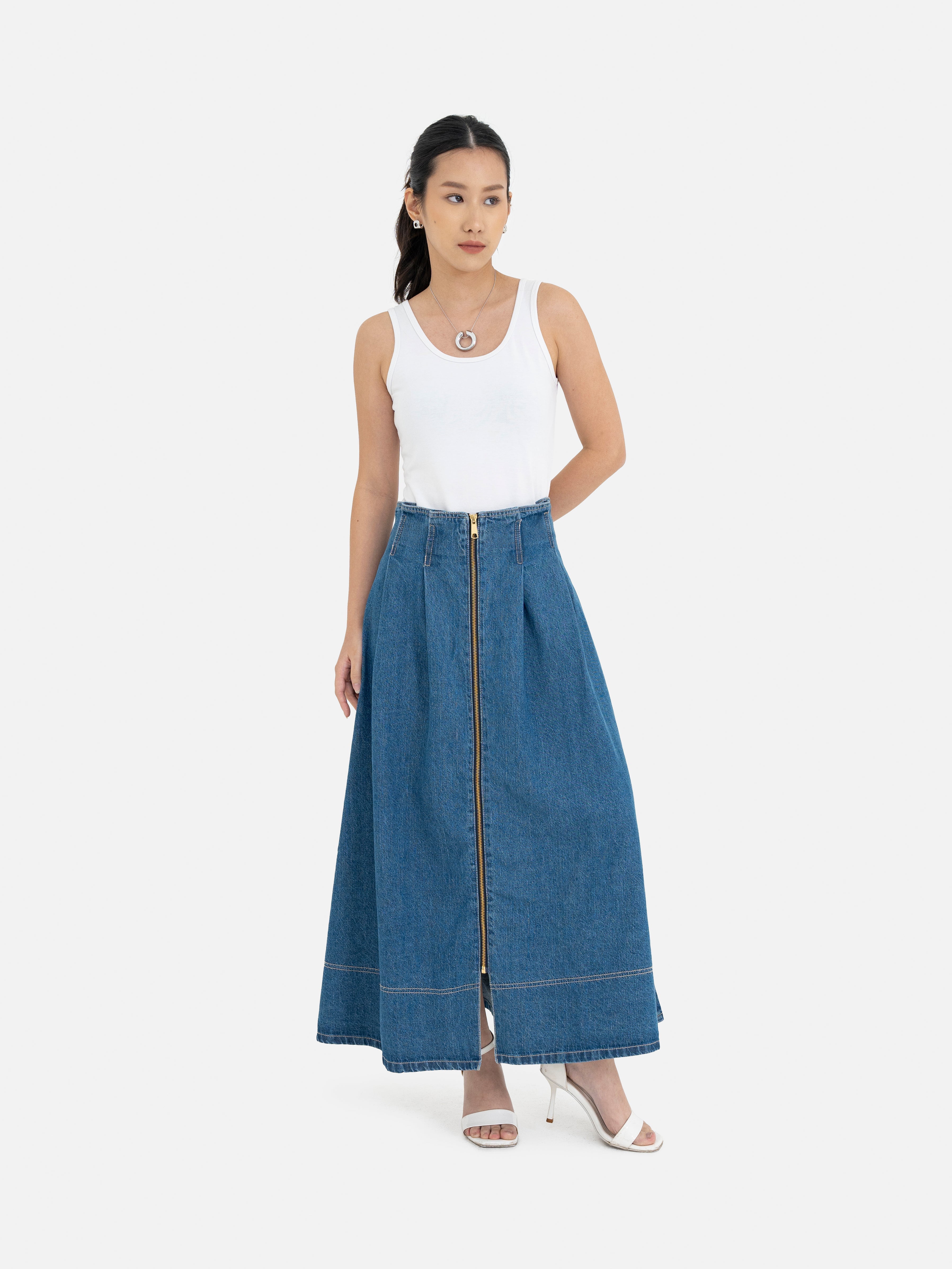 Amami Front Zip Denim Skirt