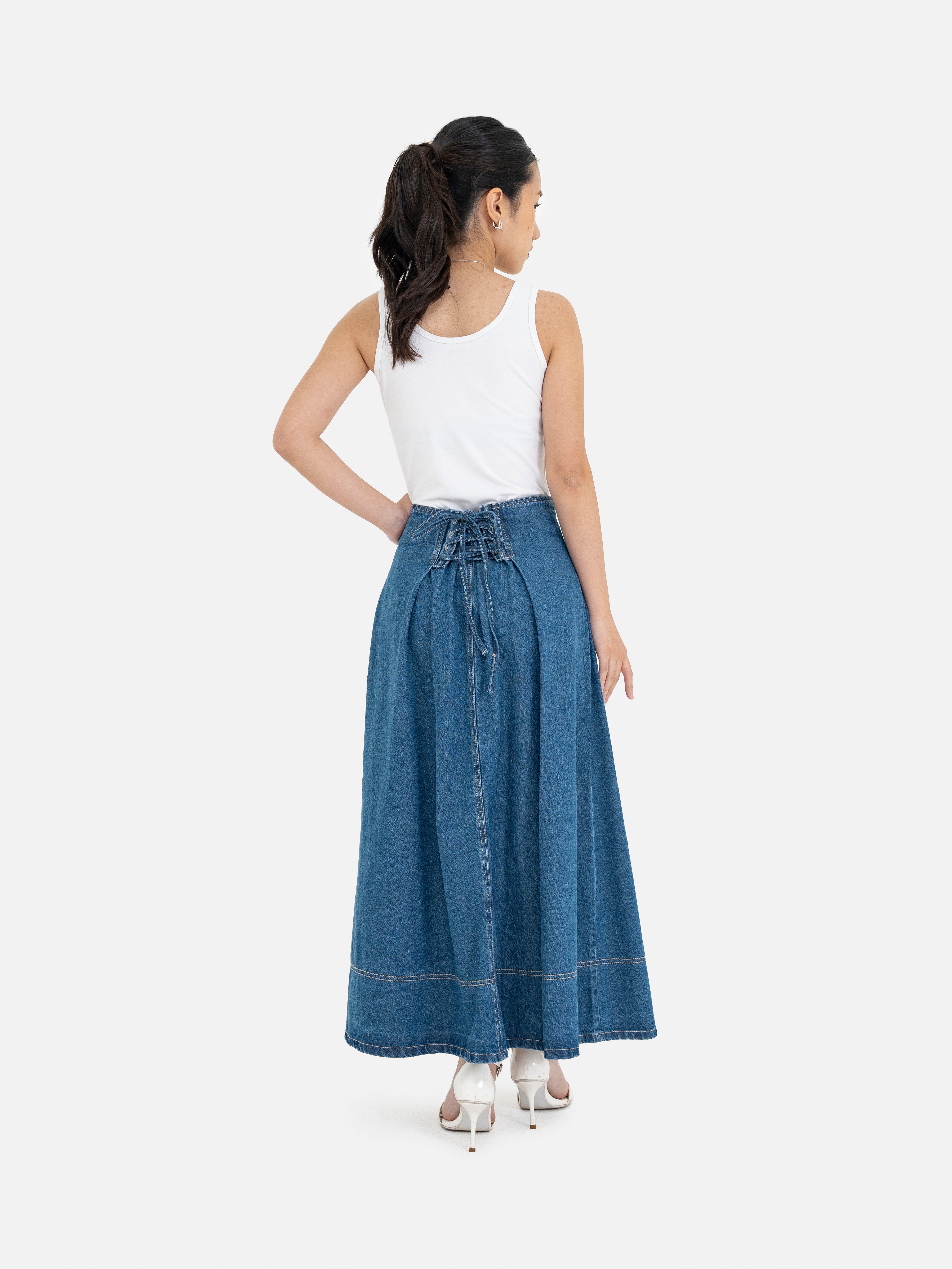 Amami Front Zip Denim Skirt