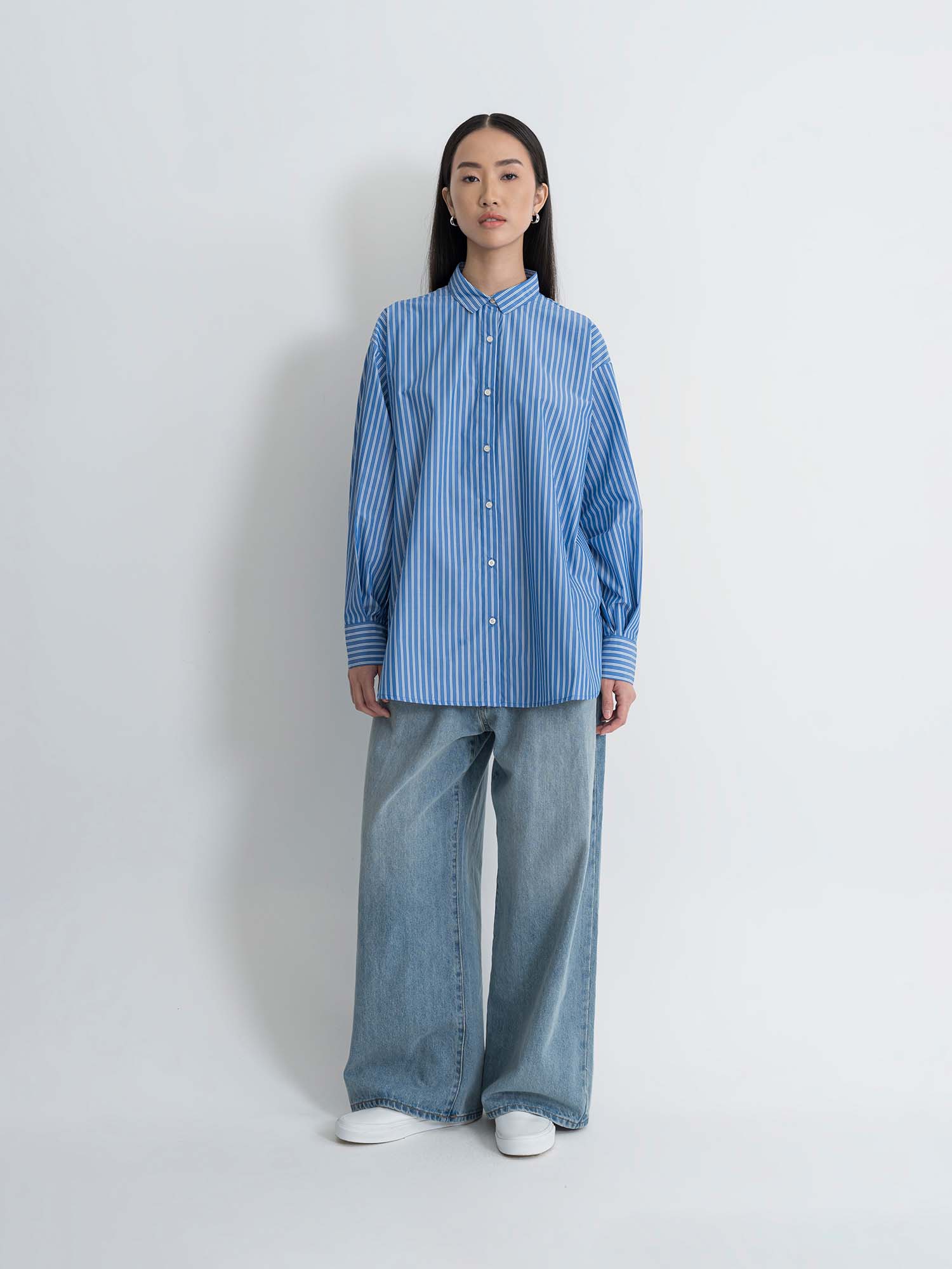 Akune Gathered Ribbon Shirt