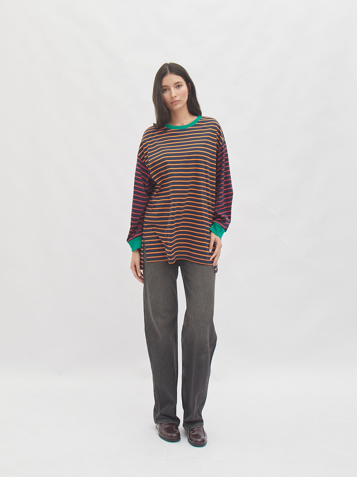 Listia Longsleeve Oversized Tee