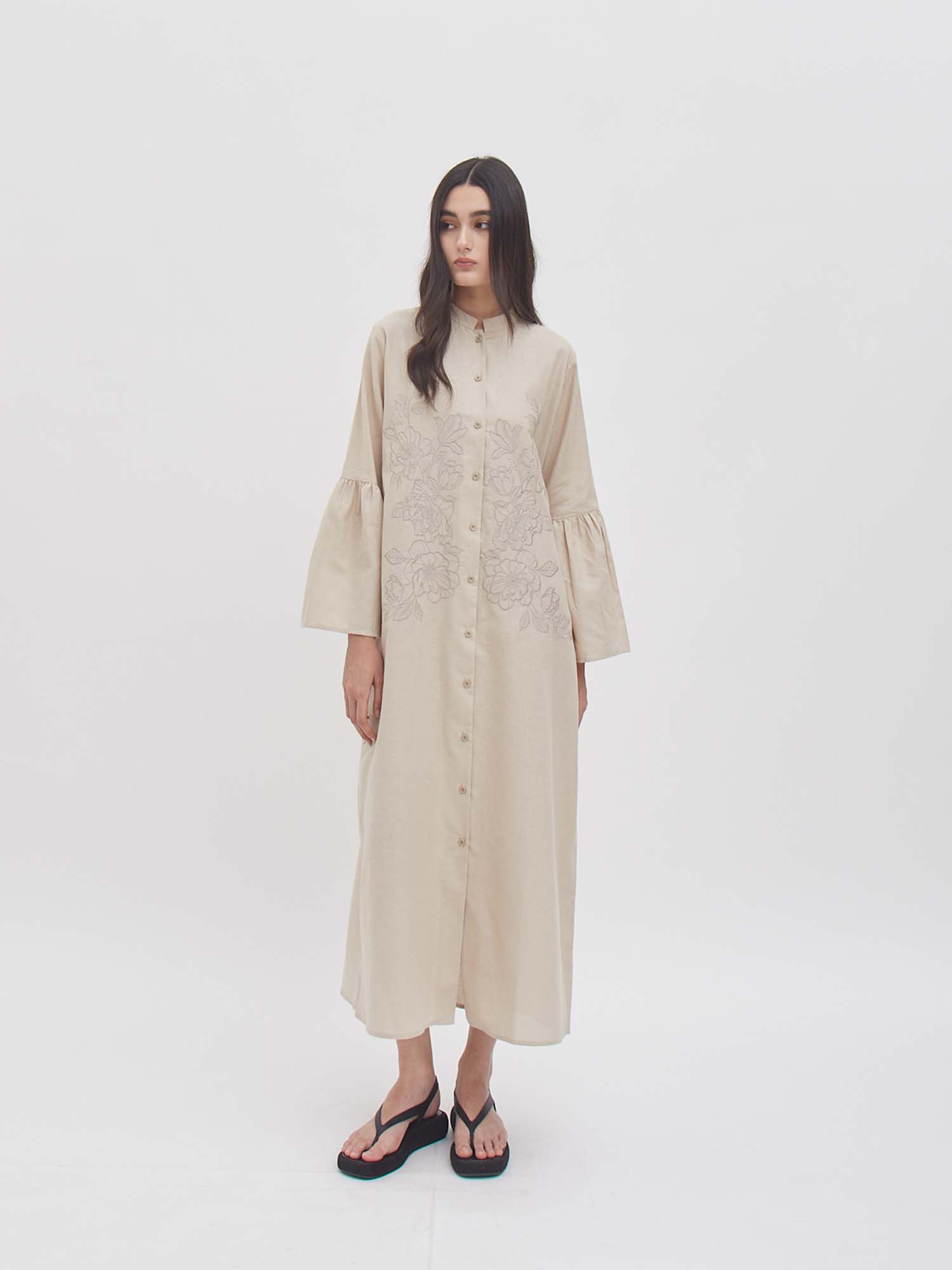 Ammi Embroidery Dress