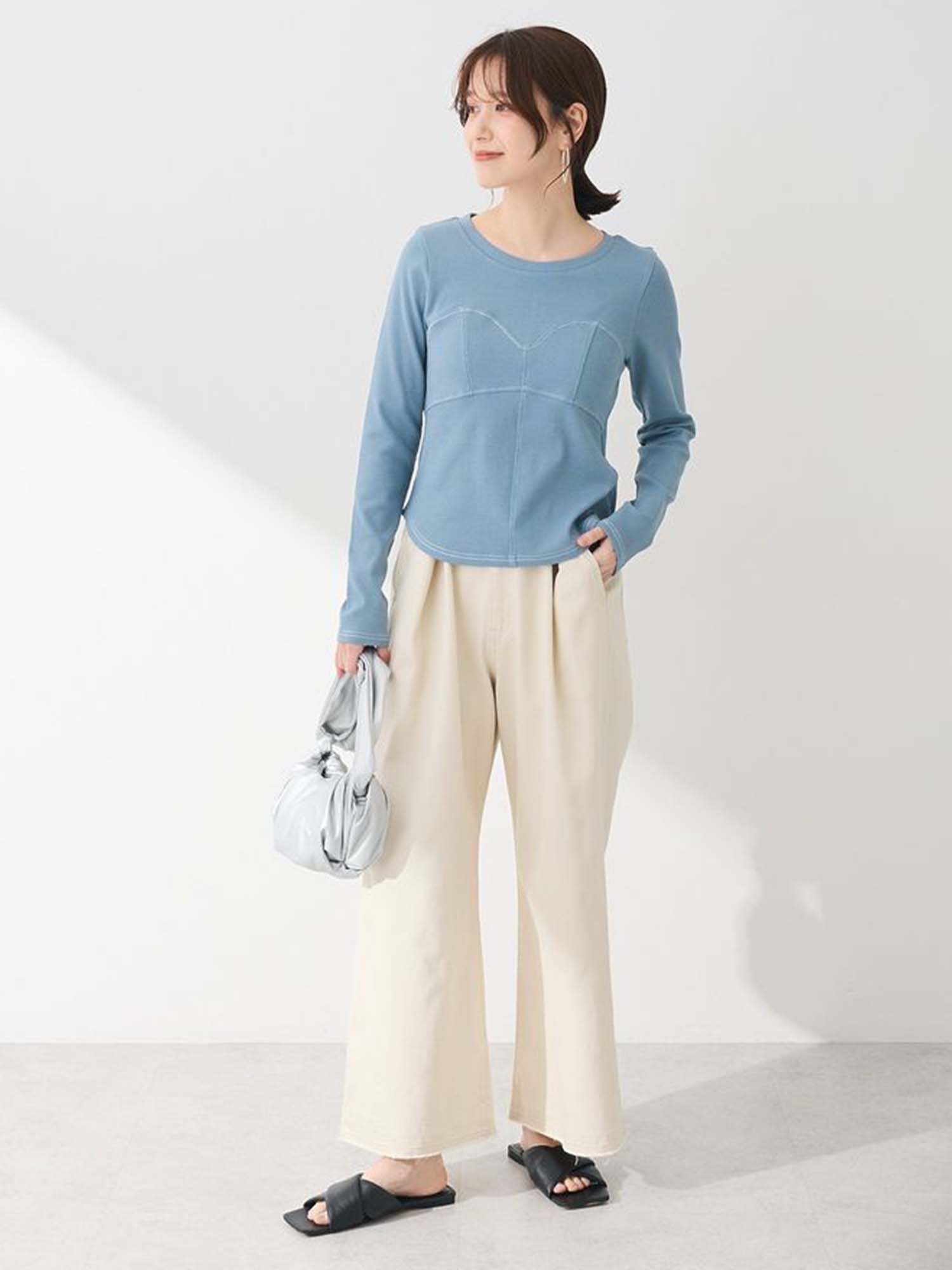 Nankoku Tucked Wide Denim Pants