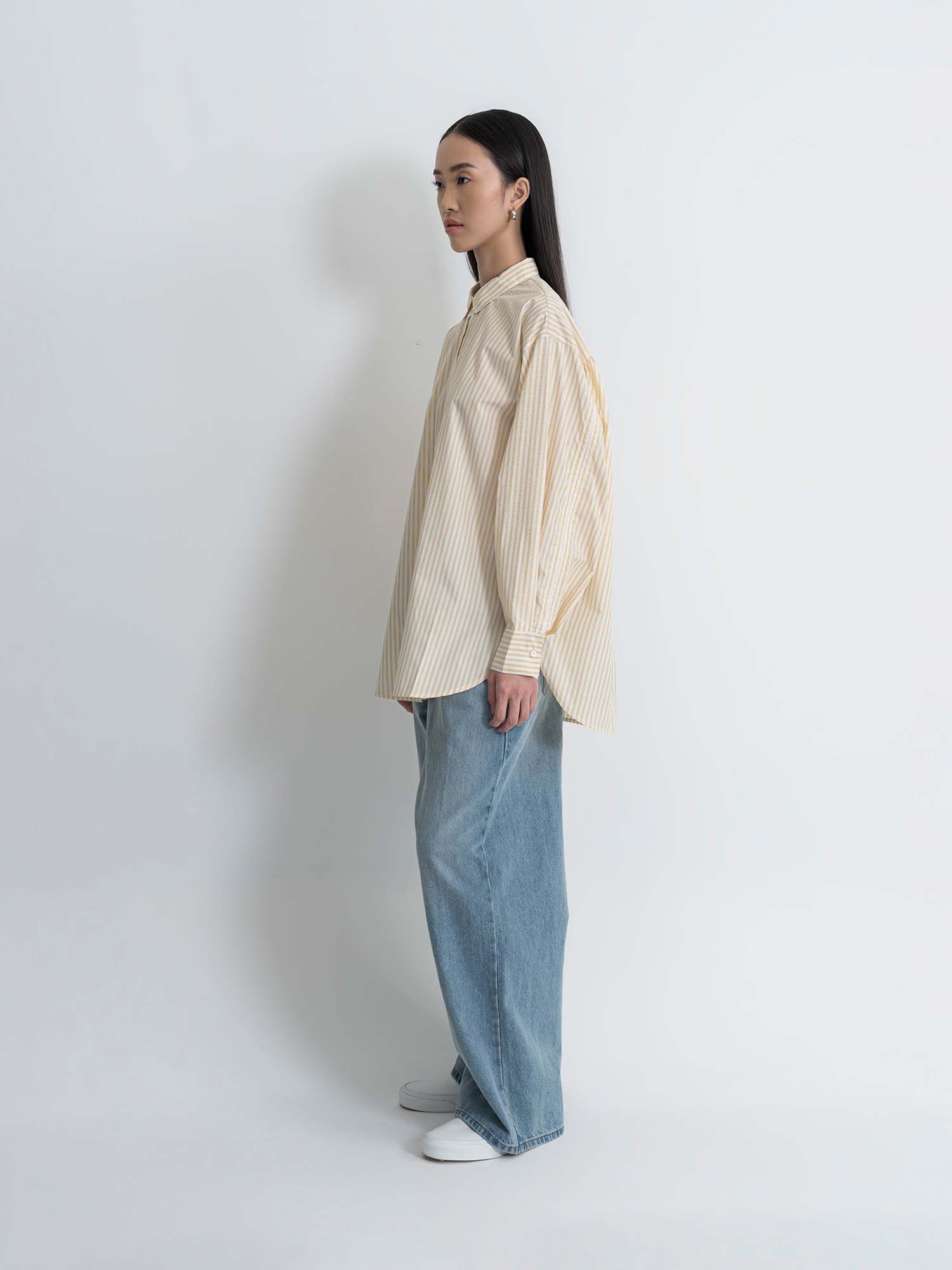 Akune Gathered Ribbon Shirt