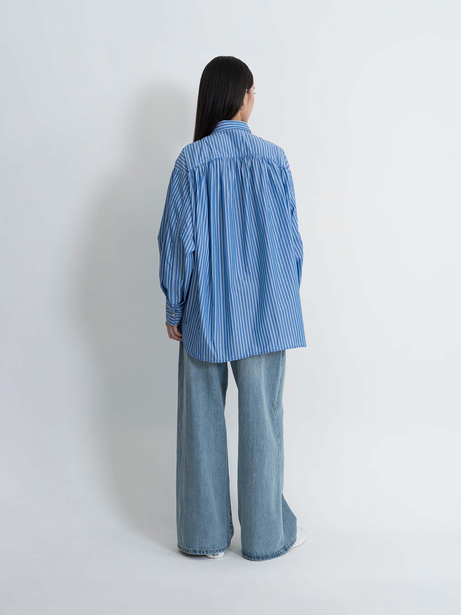 Akune Gathered Ribbon Shirt