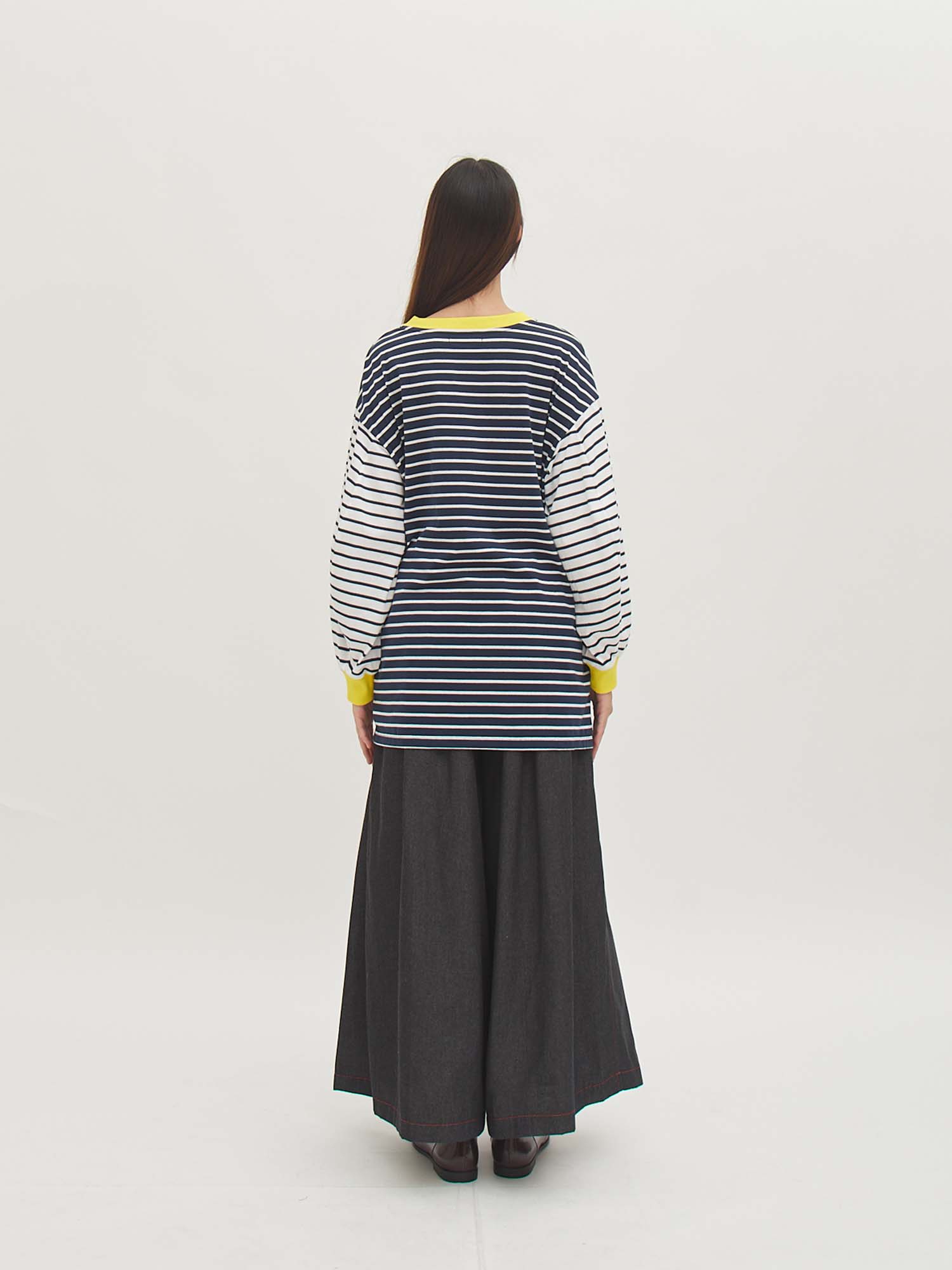 Listia Longsleeve Oversized Tee