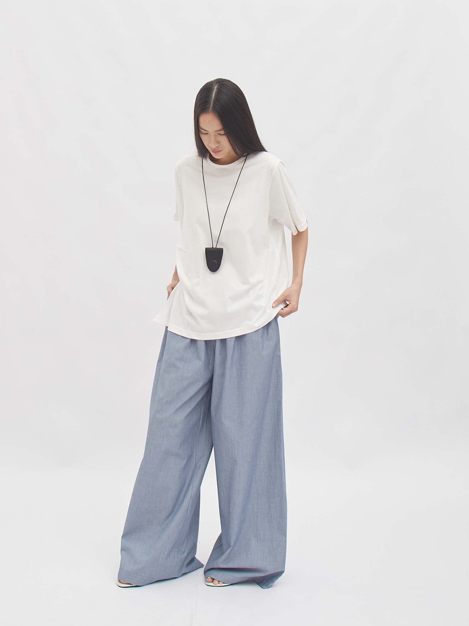 Kae Gathering Tee