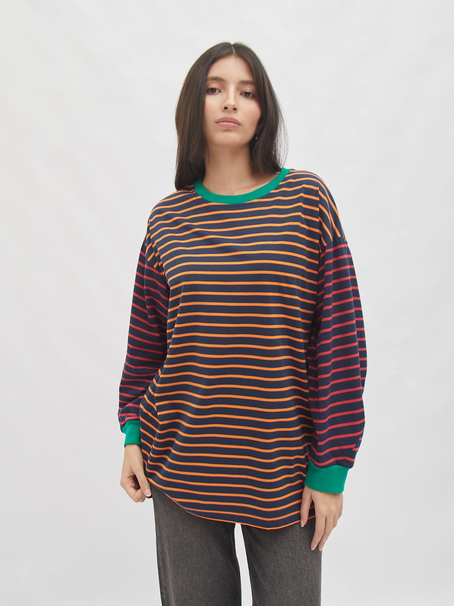 Listia Longsleeve Oversized Tee