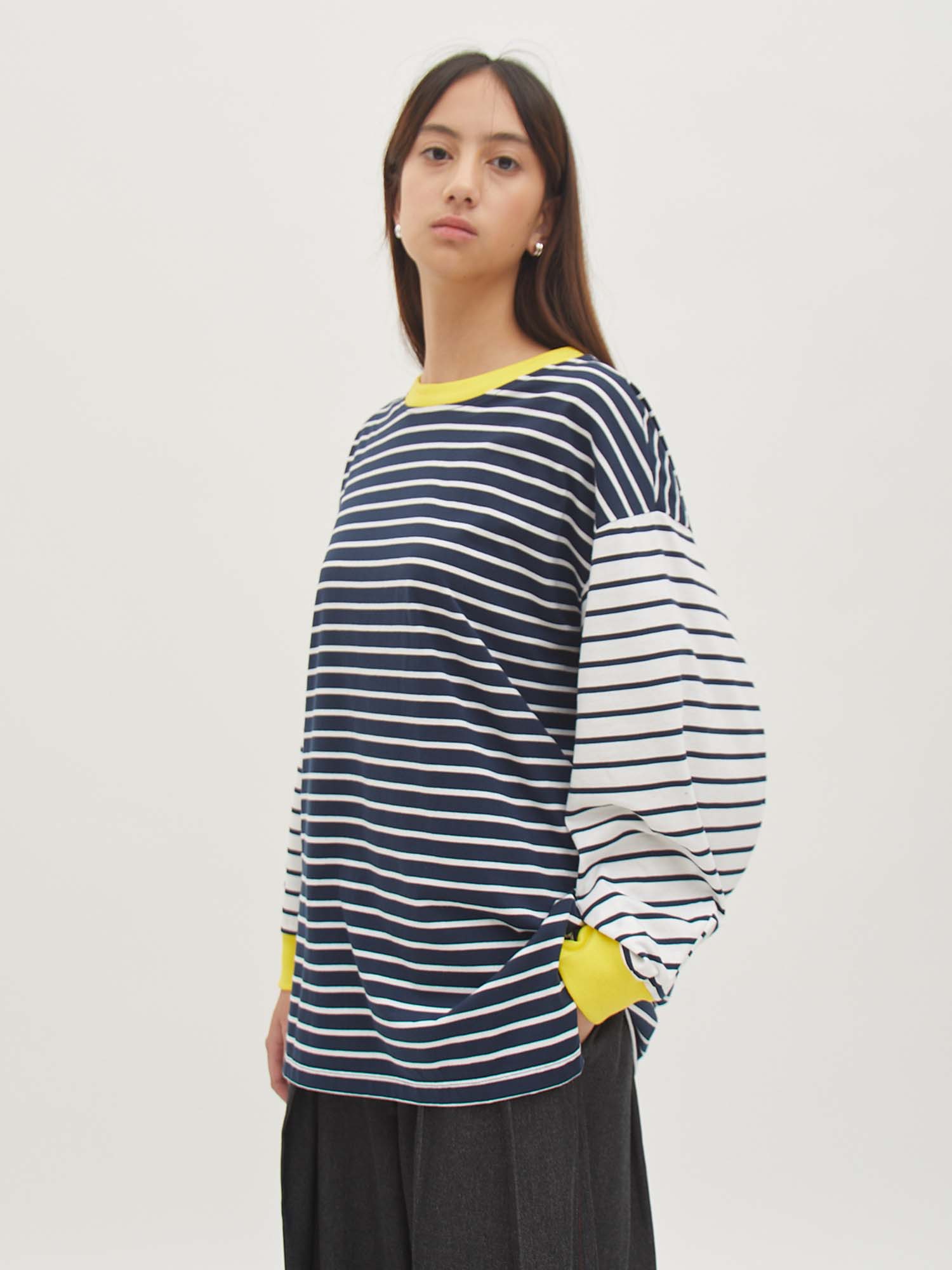 Listia Longsleeve Oversized Tee