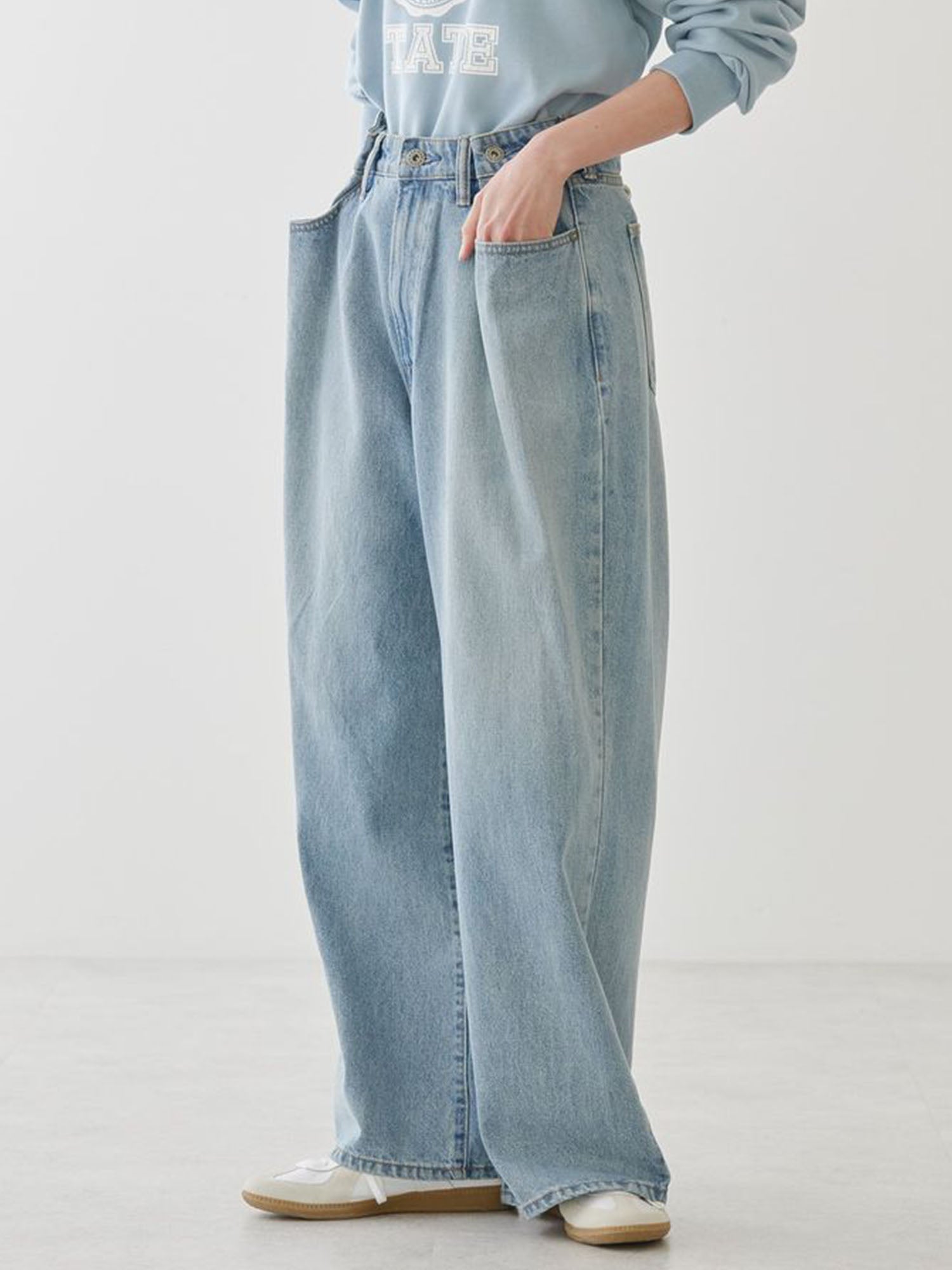 Kakogawa Tucked Wide Denim Pants