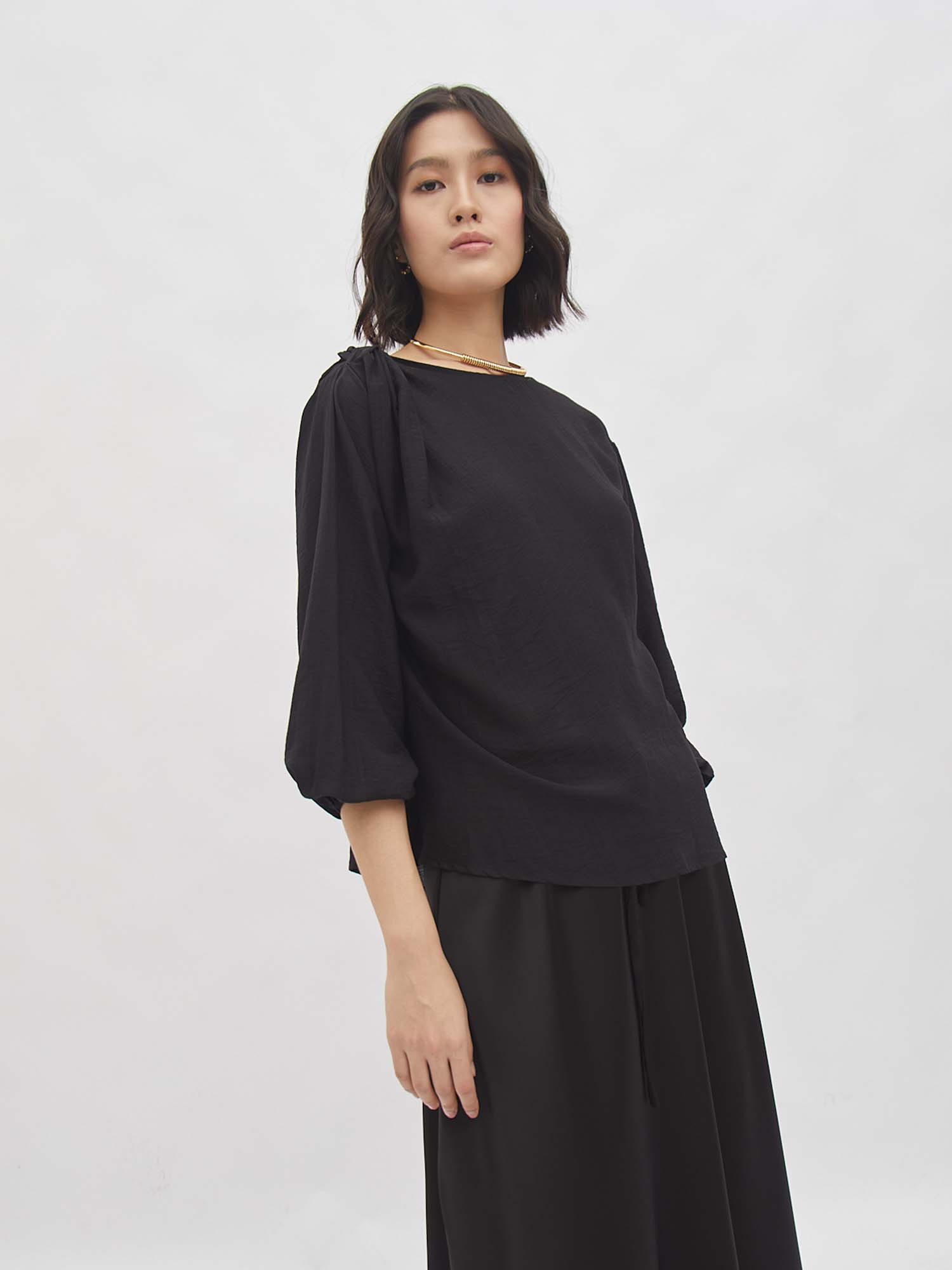 Nindy Twist Blouse