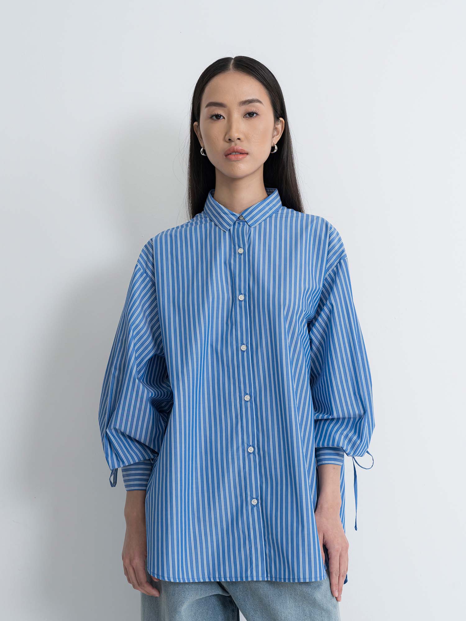 Akune Gathered Ribbon Shirt