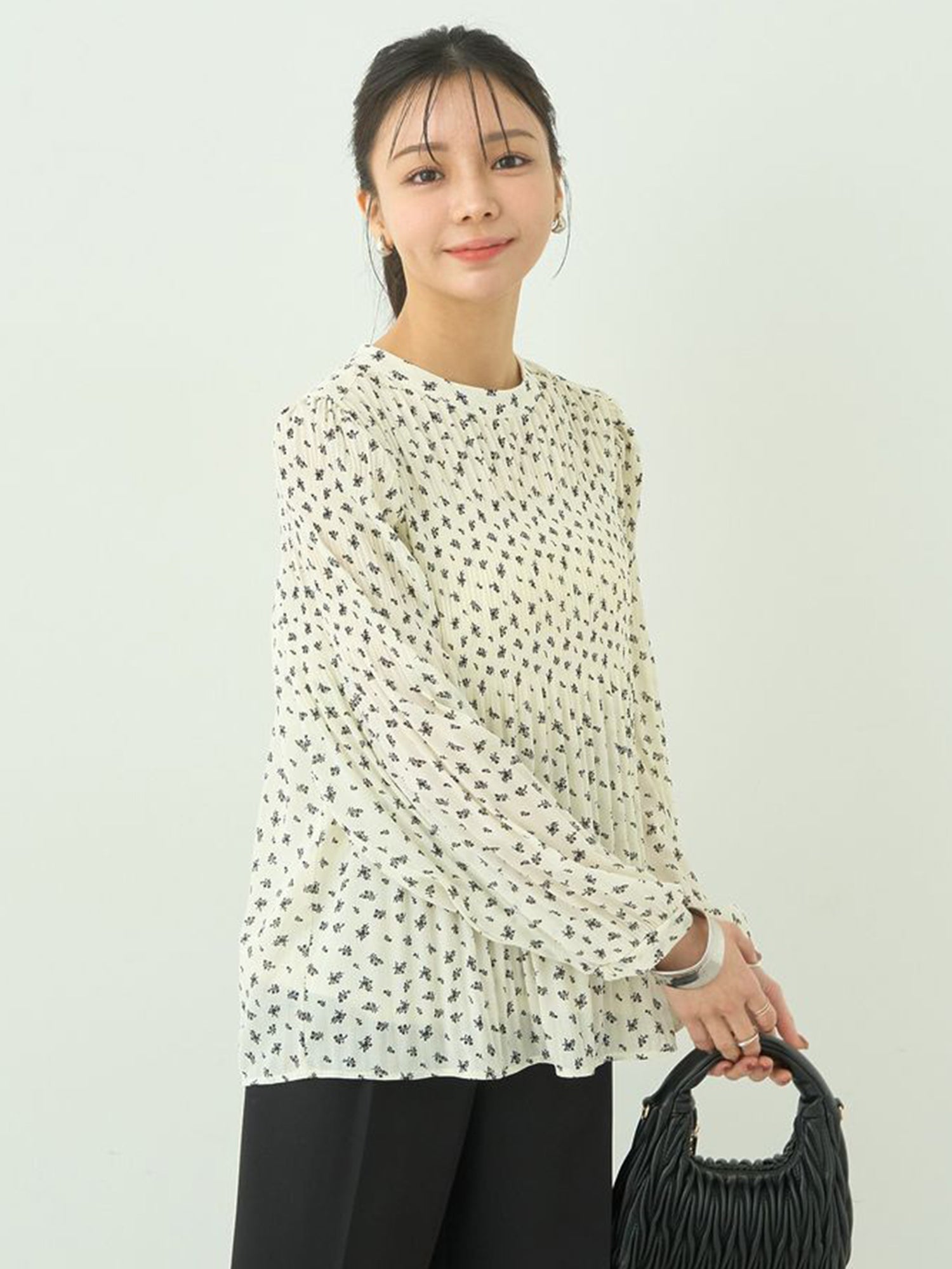 Marumi Pleated Blouse