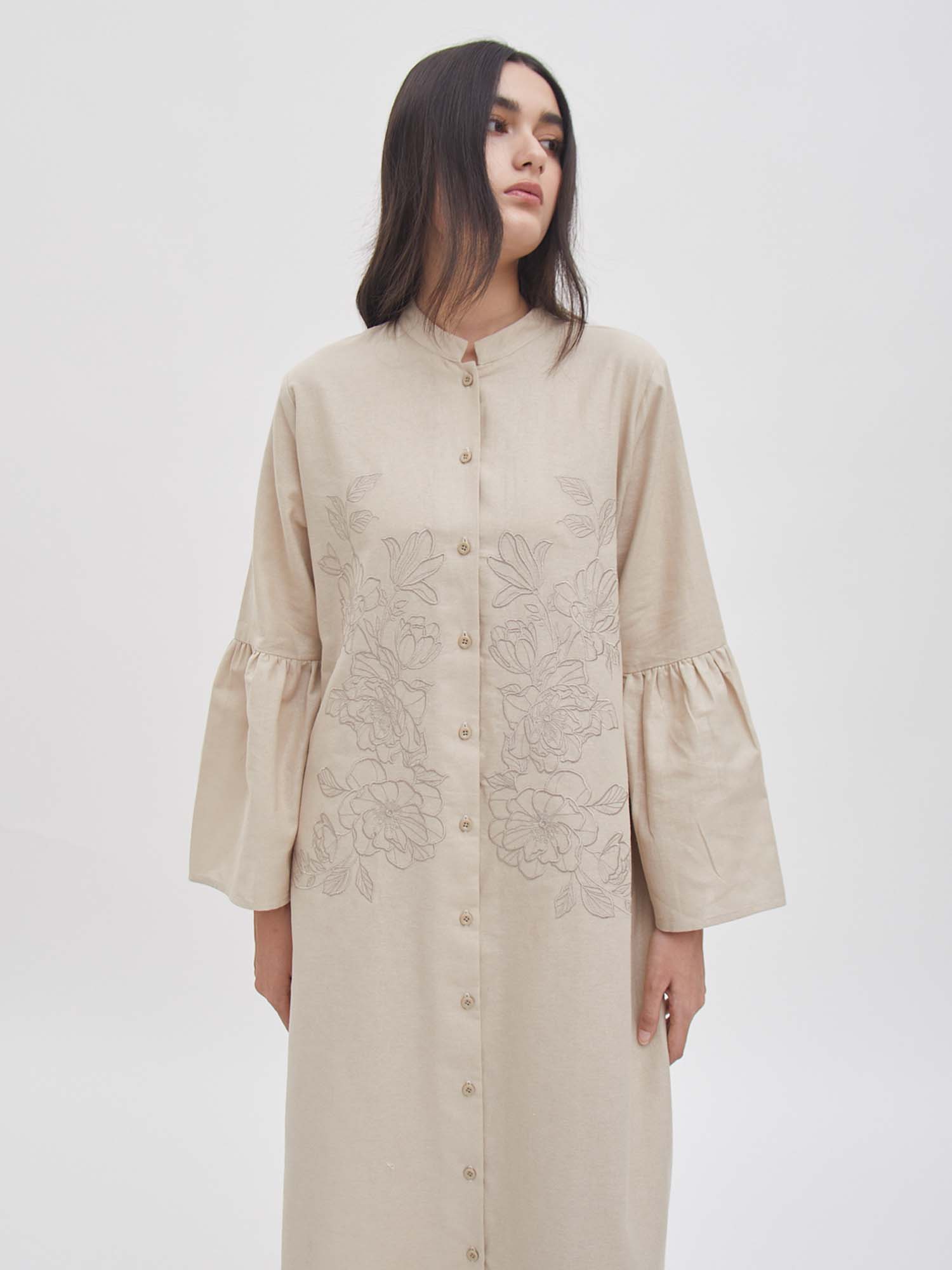 Ammi Embroidery Dress