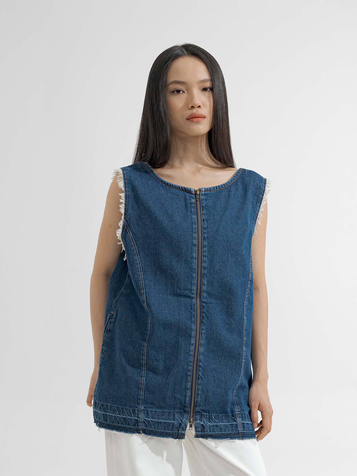 Kagoshima 2-Way V-neck Vest