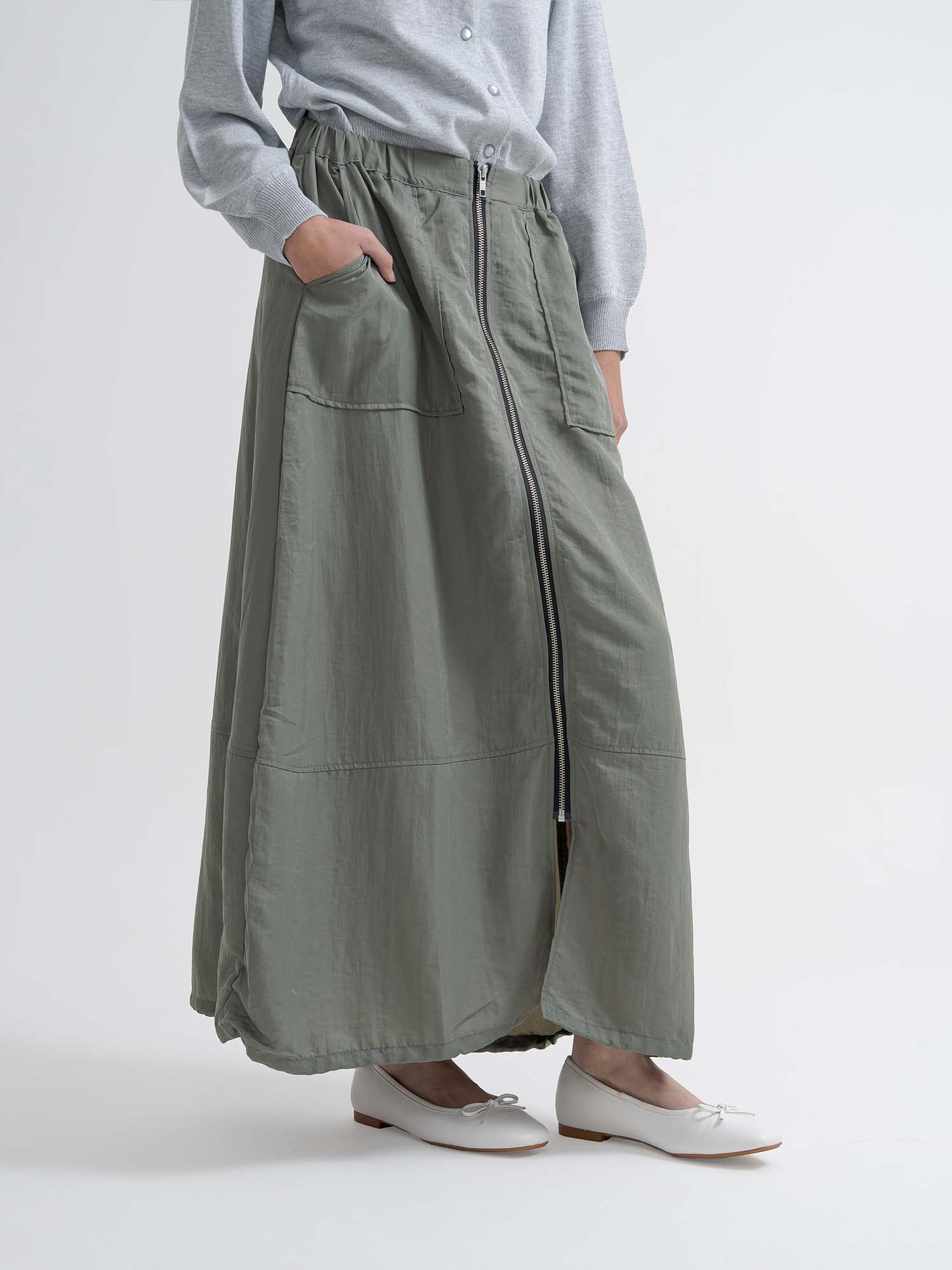 Rumoi Front Zip Cocoon Skirt