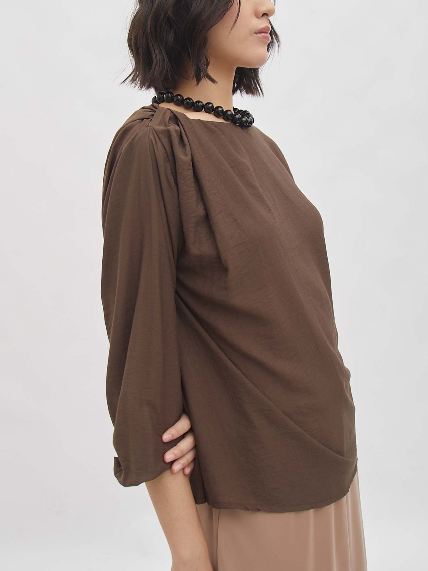 Nindy Twist Blouse