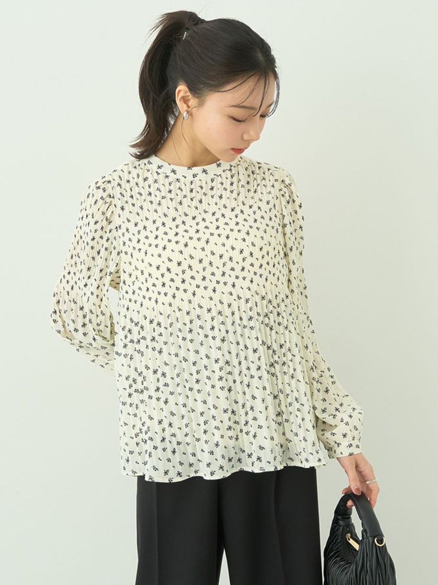 Marumi Pleated Blouse