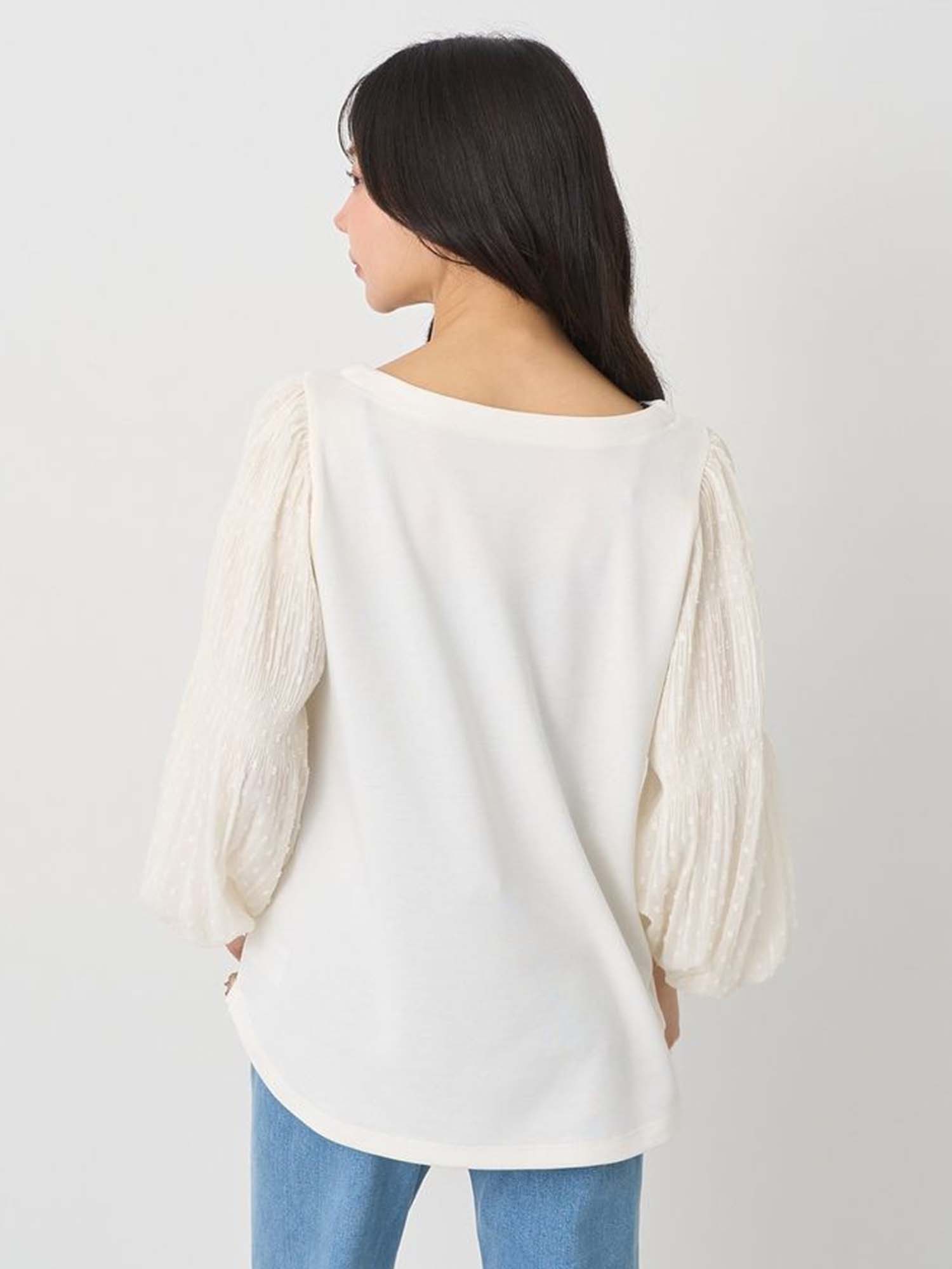 Moji Pleated Sleeve Blouse