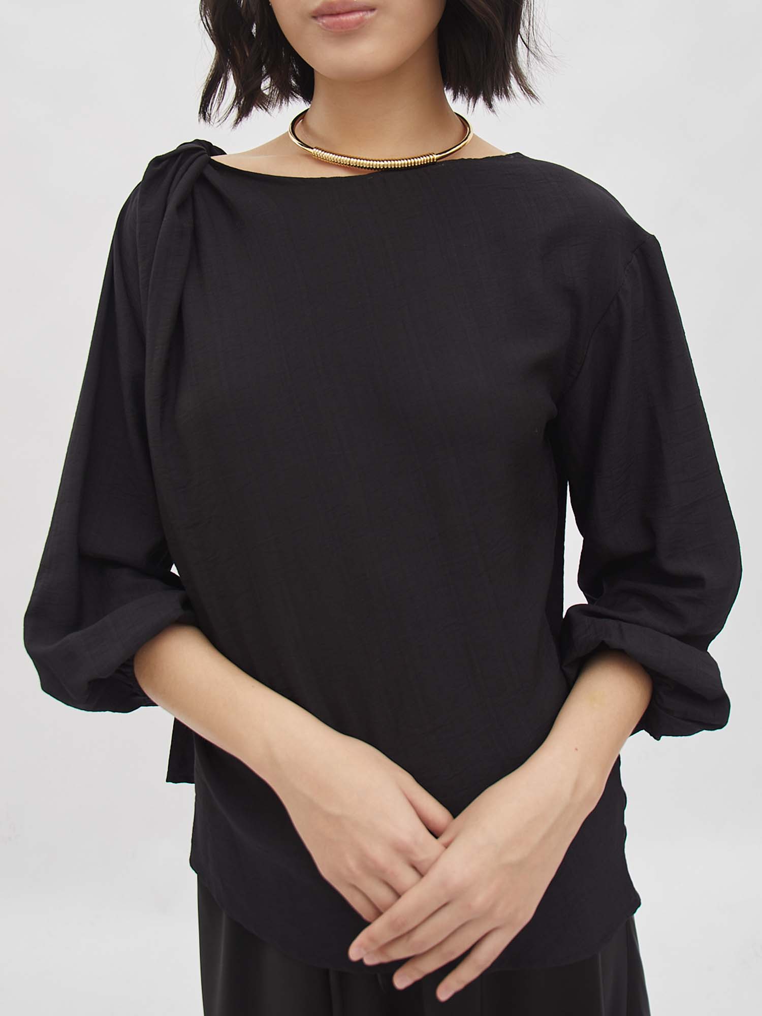 Nindy Twist Blouse