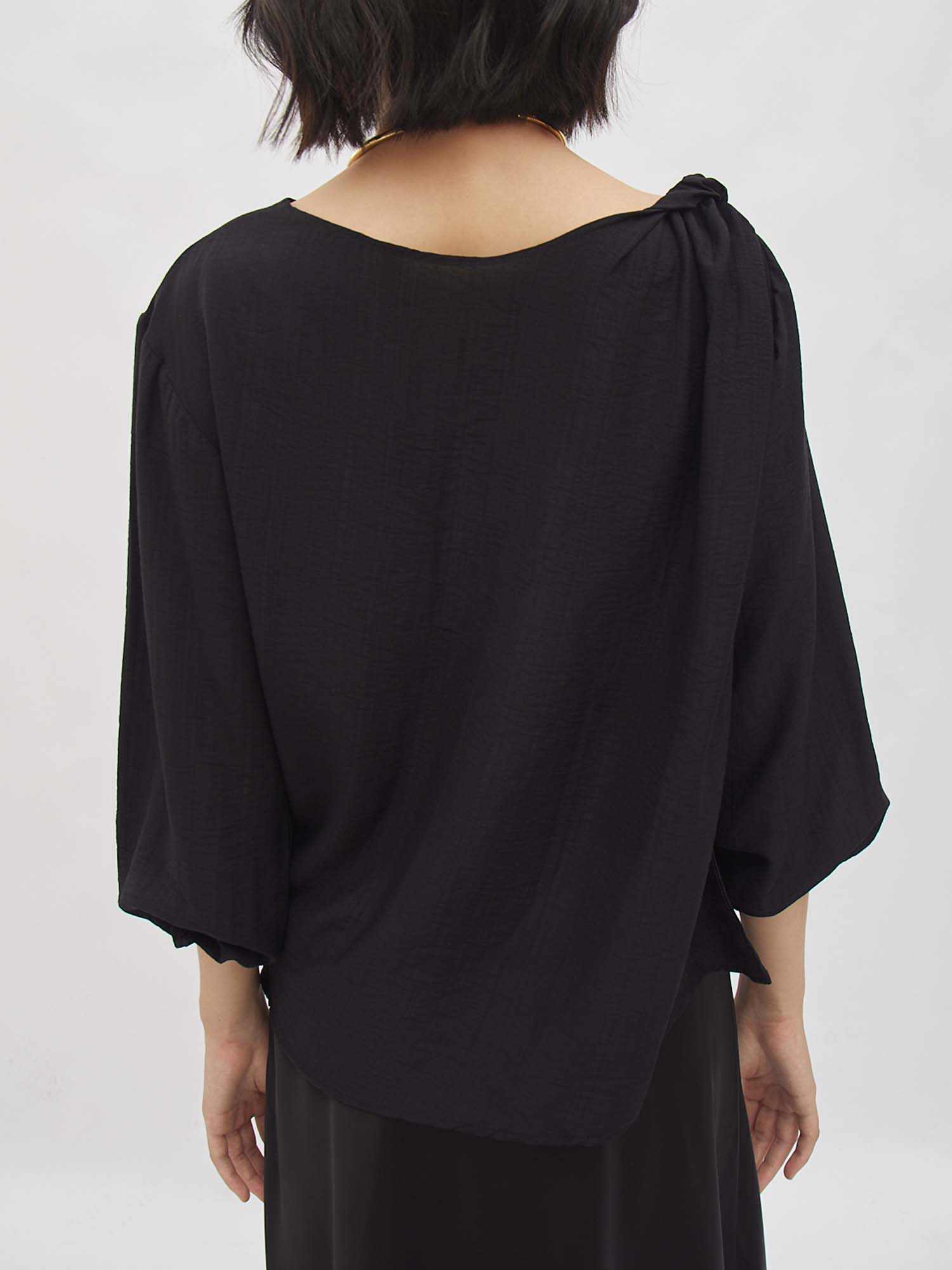 Nindy Twist Blouse